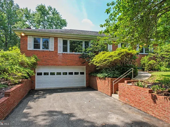 6303 Mallard Ln, Lothian, MD 20711