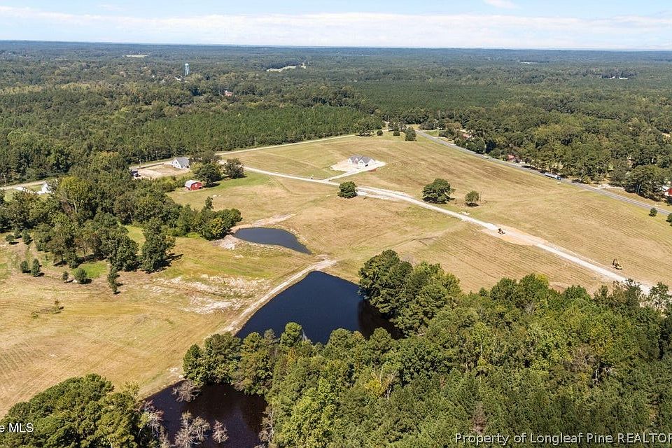 2nd image of 525 Sanctuary Trl