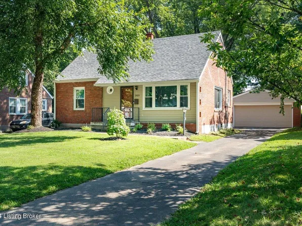 2825 Yorkshire Blvd, Louisville, KY 40220