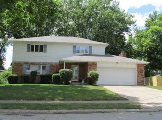 2745 Woodford Dr, Springfield, OH