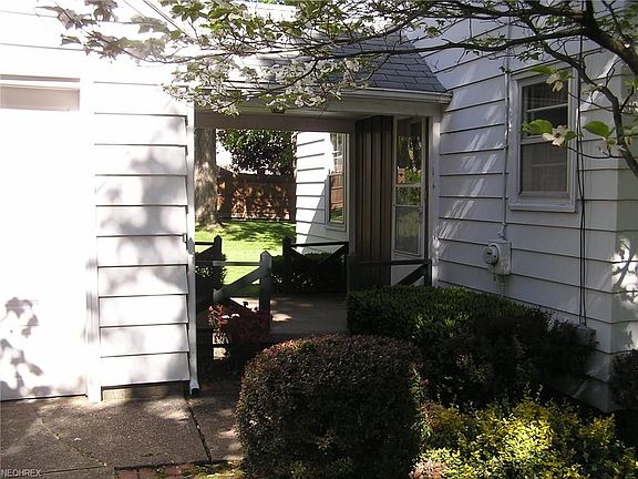 4th image of 2678 Archwood Pl