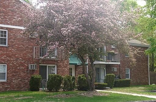 1st image of 56 Townsend St APT D25