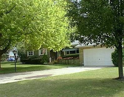 1st image of 543 E Lawn Ave
