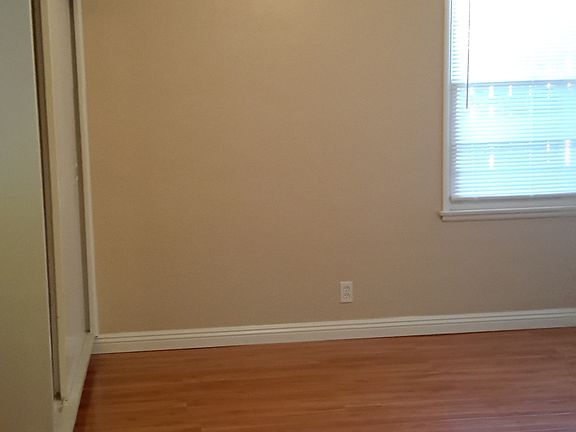 4th image of 233 S Pine St APT C