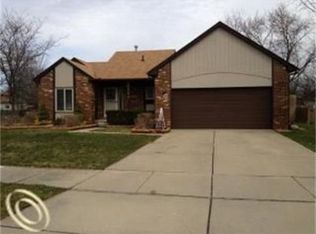 1502 Rand Rd, Canton, MI 48187