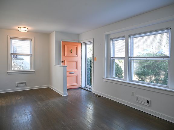 3rd image of 6401 Kensington Ave
