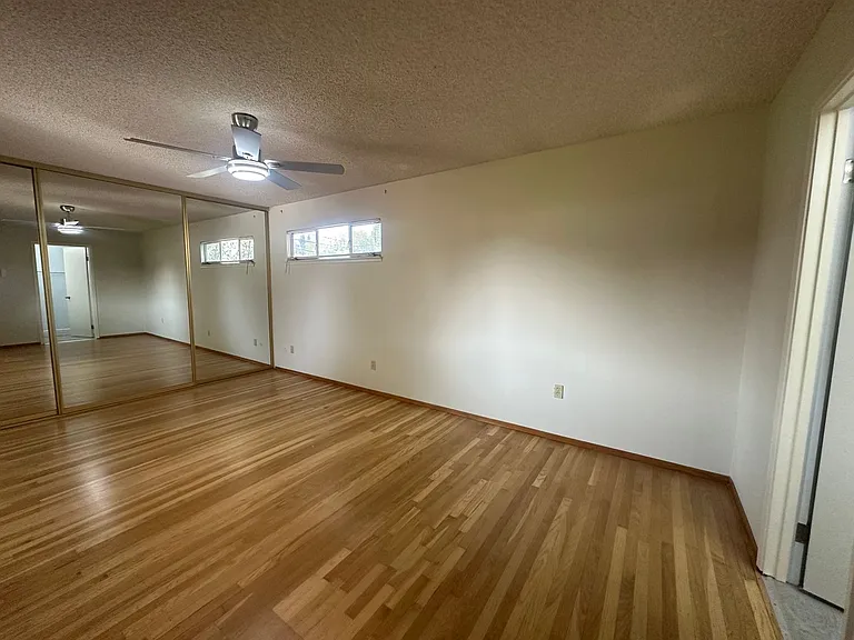 9206 Thilow Dr — Photo 17