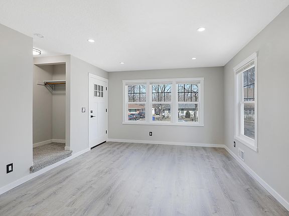 4th image of 1620 Stillwater Ave #1