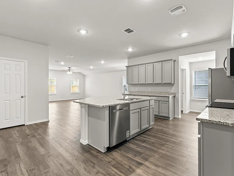 10201 Altair Dr — Photo 6