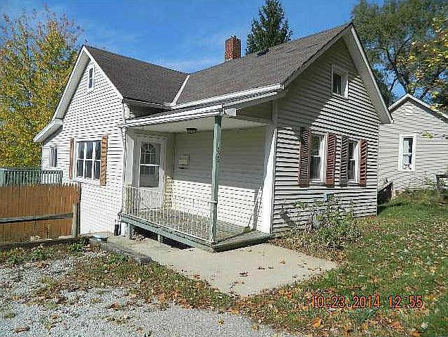 1st image of 105 Hill Ave