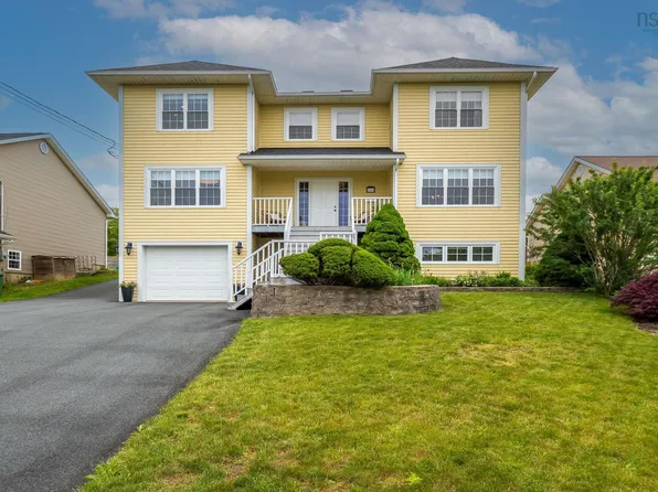 133 Lundy Dr, Halifax, NS B2W 3S3
