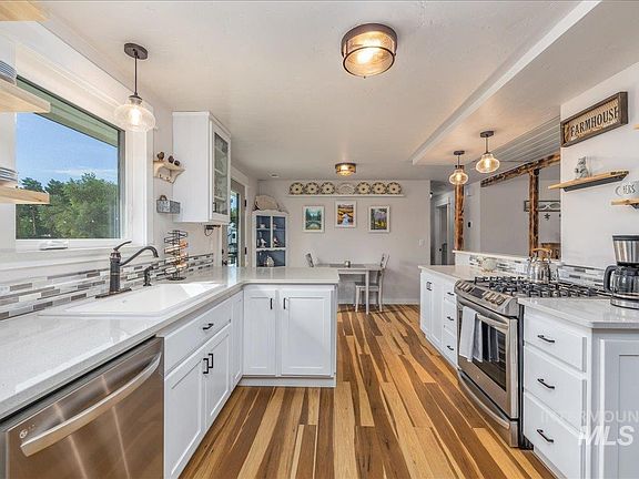 5th image of 3582 NW Dutton Way