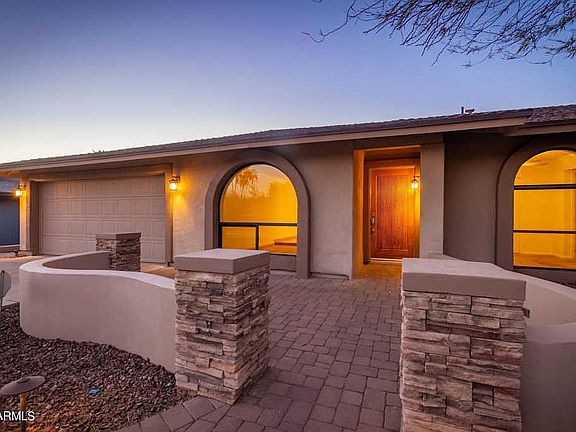 3rd image of 1834 E Manzanita Dr