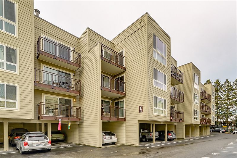 1st image of 5844 NE 75th St #E303