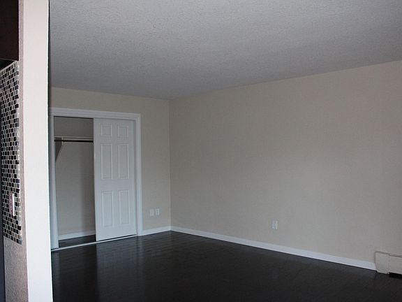 5th image of 1281 Columbine St APT 206