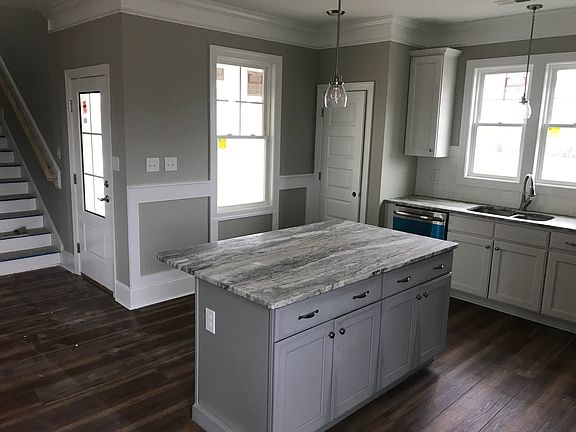 5th image of 504 Cannonsgate Dr