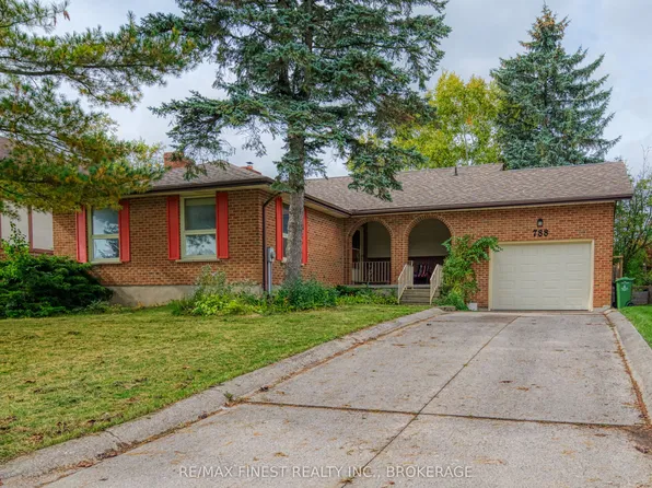788 Kimberley St, Kingston, ON K7P 1C3