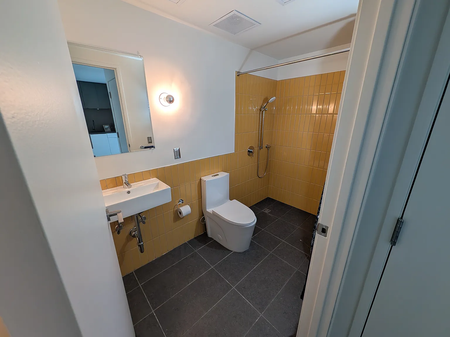 OSI Art Apartments — Photo 3