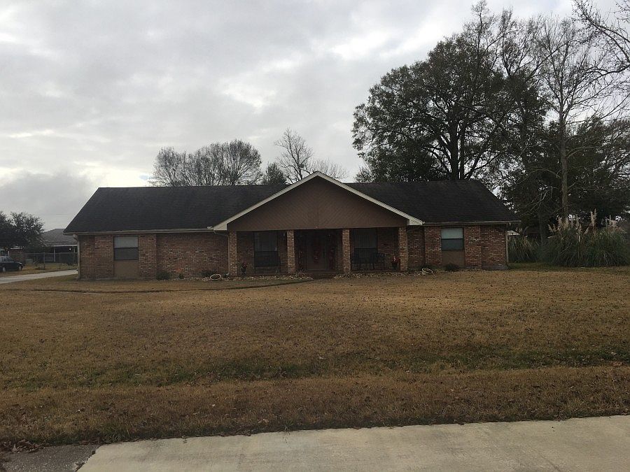 1st image of 1823 E Afton Villa St