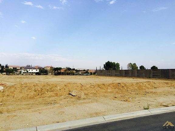 2nd image of 6801 Amati Dr