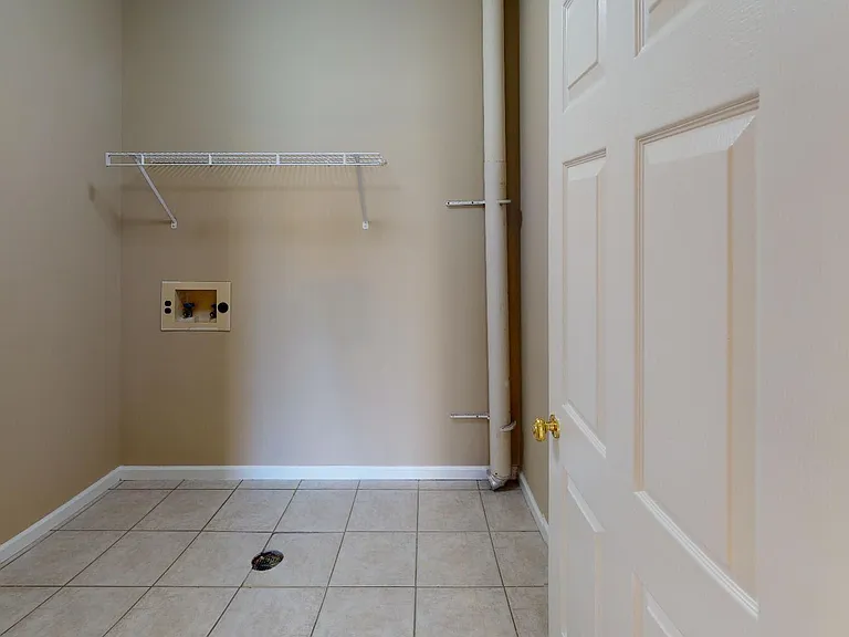 1404 N Garfield St #B — Photo 7