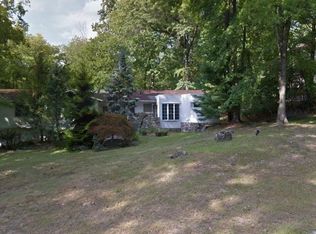 20 Rolling Way, New City, NY 10956