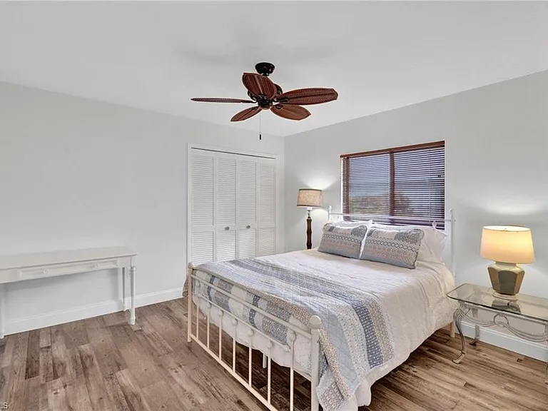 9940 Treasure Cay Ln — Photo 16