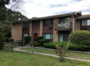 60 Kennedy Dr, Bridgeport, CT 06606