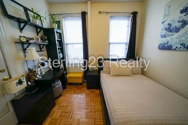 Rented by Sterling Realty Solution Inc | media 8