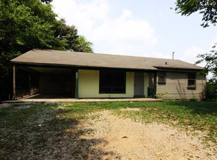 2604 Union Hall Rd, Clarksville, TN 37040