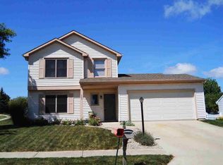 503 Granada Dr, Kendallville, IN