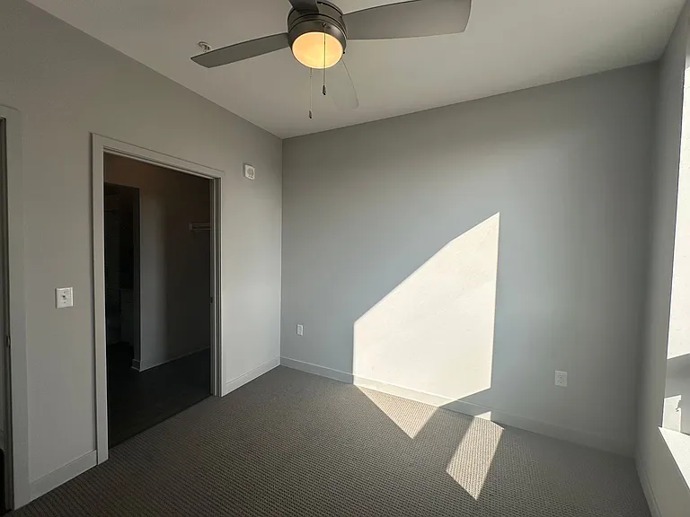 Luna Apartments — Photo 123