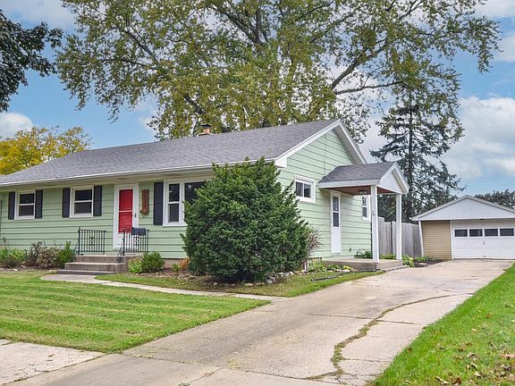 2nd image of 8026 W Sunbury COURT