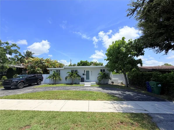 8321 SW 46th St, Miami, FL 33155