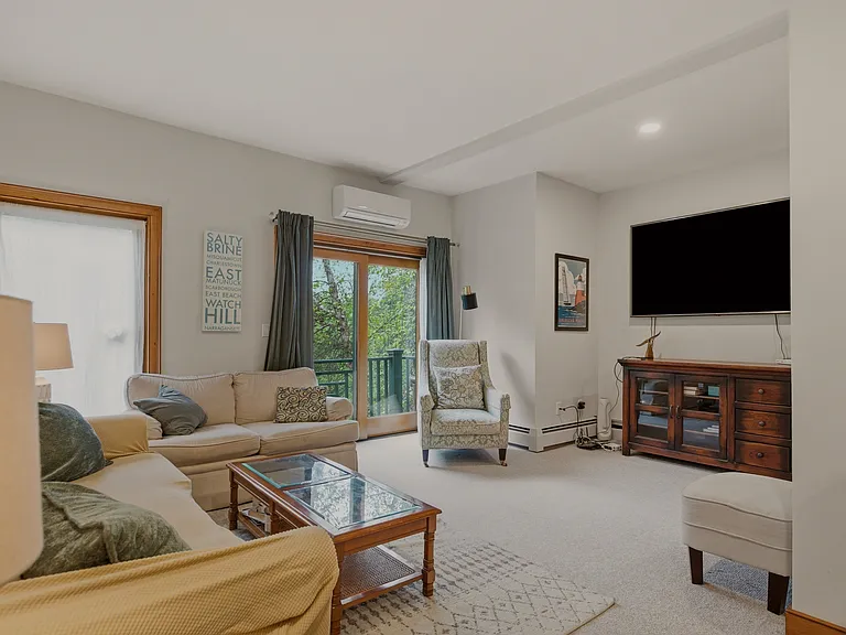158 Narragansett Ave #U — Photo 6