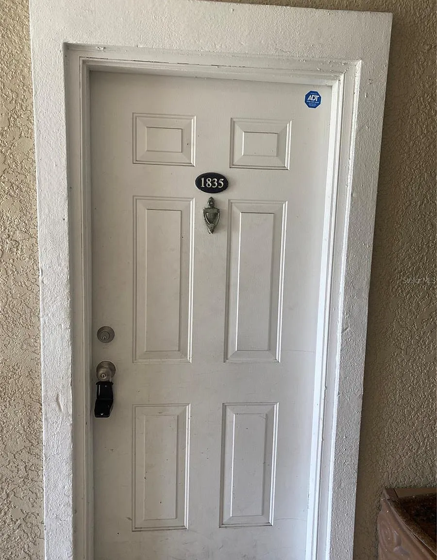 3 bed, 2.0 bath, 1478 sqft, $1,850 — Photo 1