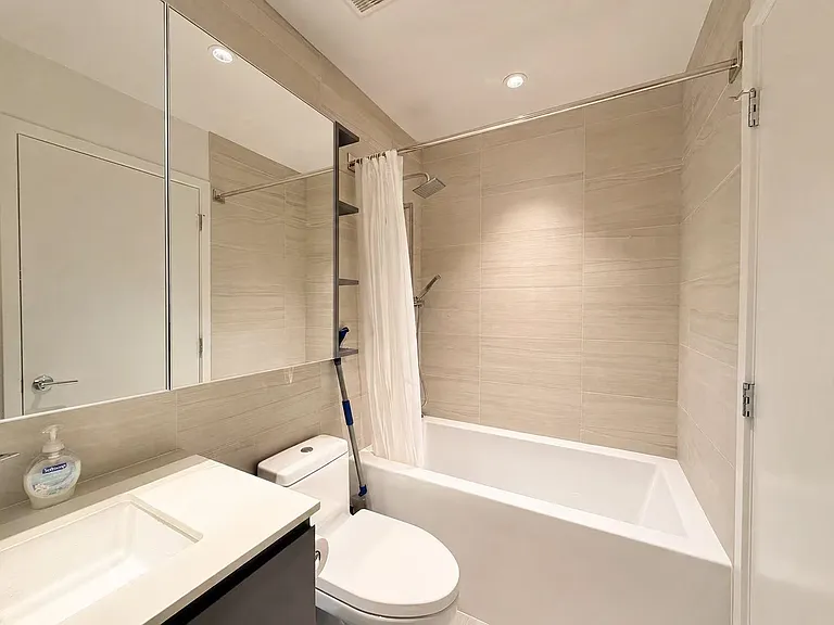 6600 Minoru Blvd #208 — Photo 6