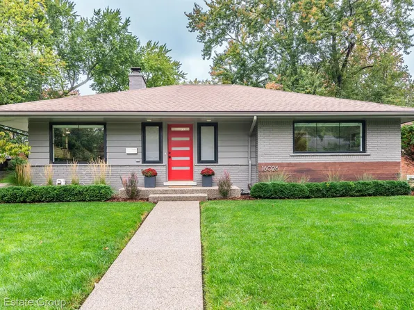 16026 Lauderdale Ave, Beverly Hills, MI 48025