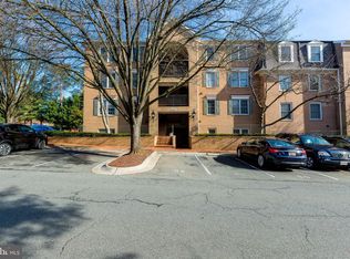 10703 Kings Riding Way #T2-13, Rockville, MD 20852