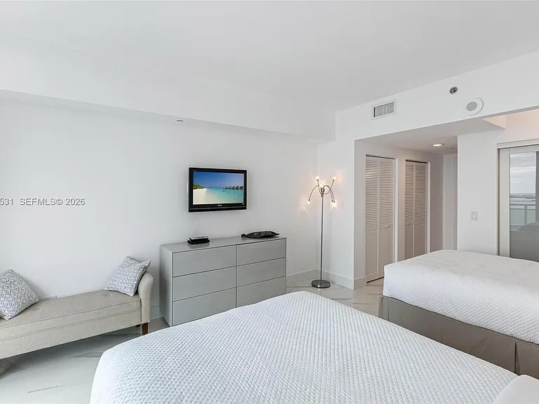 950 Brickell Bay Dr #2210 — Photo 5