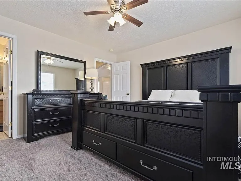 1622 W Meffan Ave — Photo 10