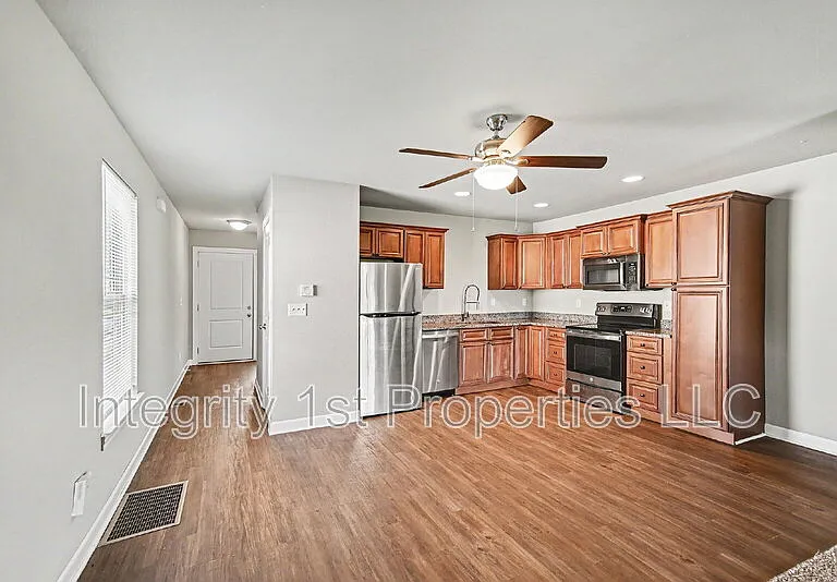 10510 Clubhouse Dr — Photo 14
