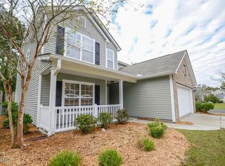33 Shadow Moss Dr, Beaufort, SC 29906