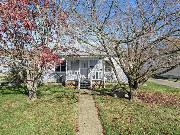 1010 Elizabeth St, Ripley, OH 45167