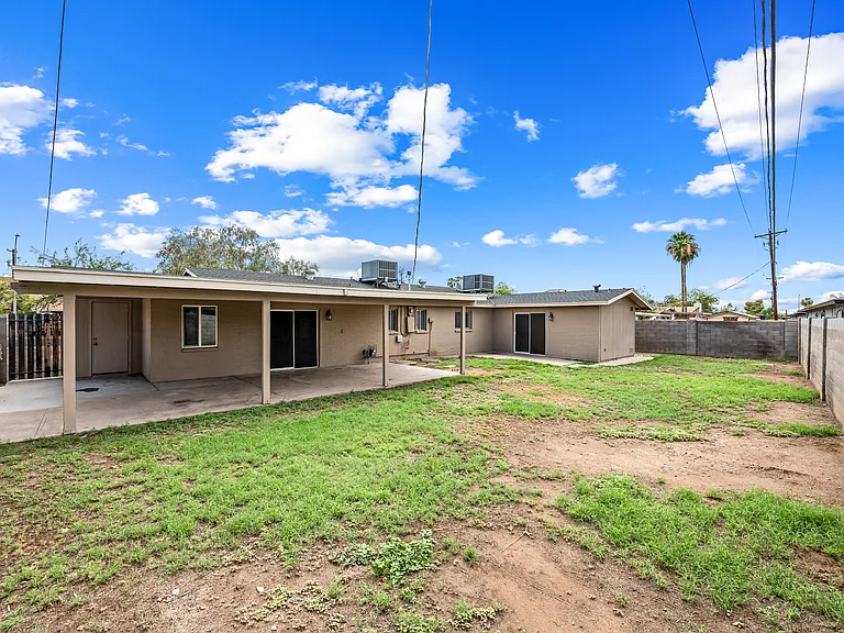 5924 W Seldon Ln — Photo 29