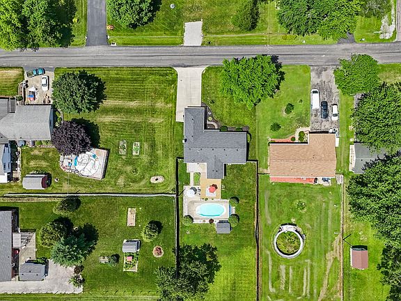 4th image of 3127 S Fielding Rd