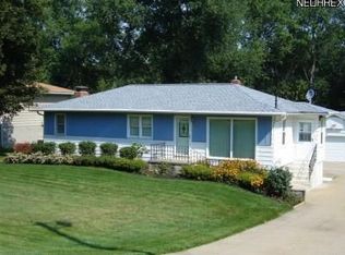 1125 Swartz Rd, Akron, OH 44306