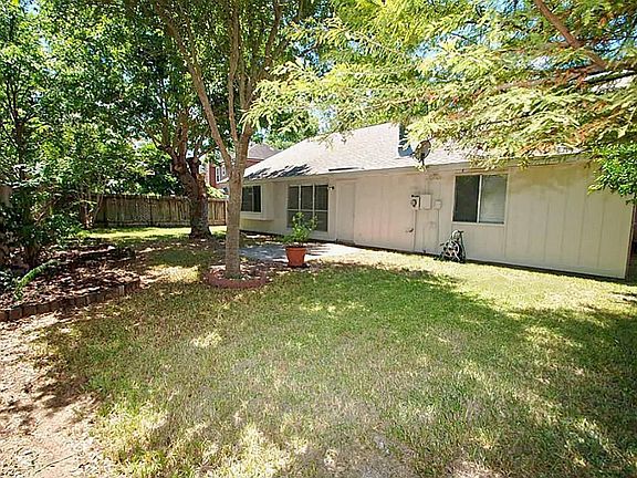 4th image of 3410 Whispering Way Dr