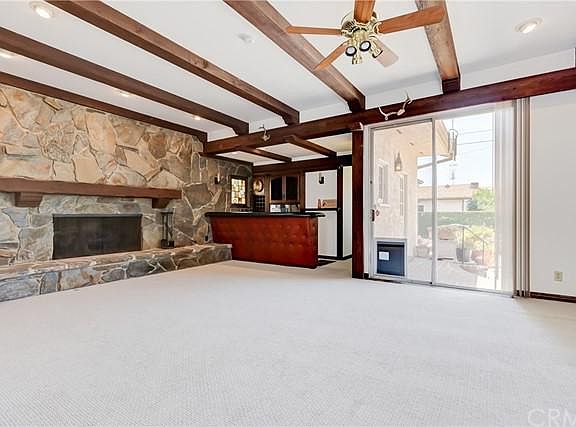 5th image of 2935 Greenfield Ave