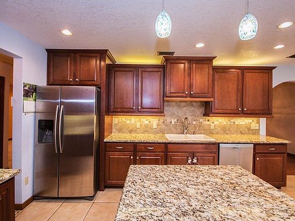 3rd image of 3124 Margaret Oaks Ln